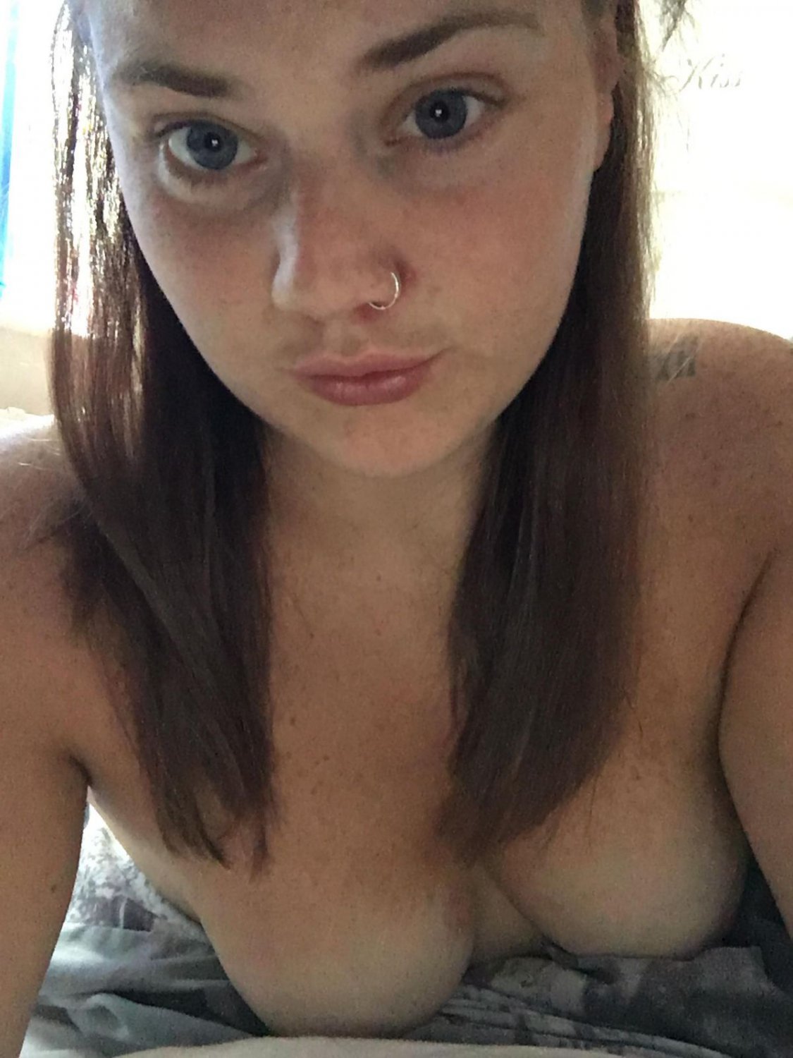 Slutty brunette milf wife #IsEfrlns