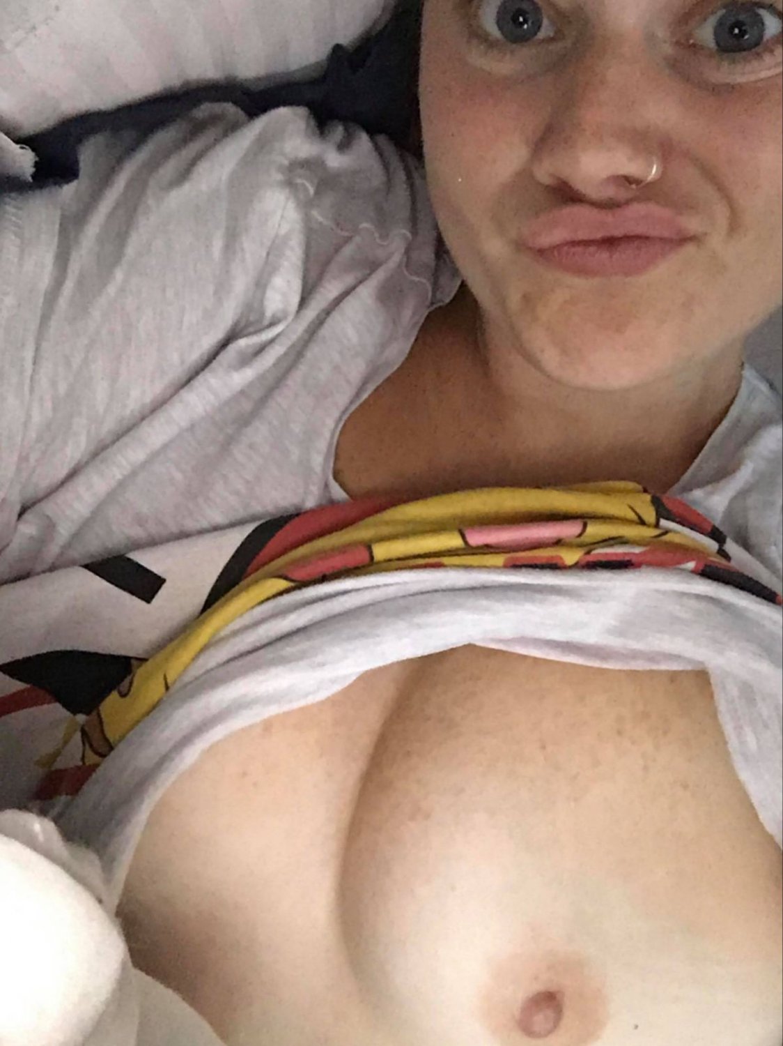 Slutty brunette milf wife #rpP1W2WU