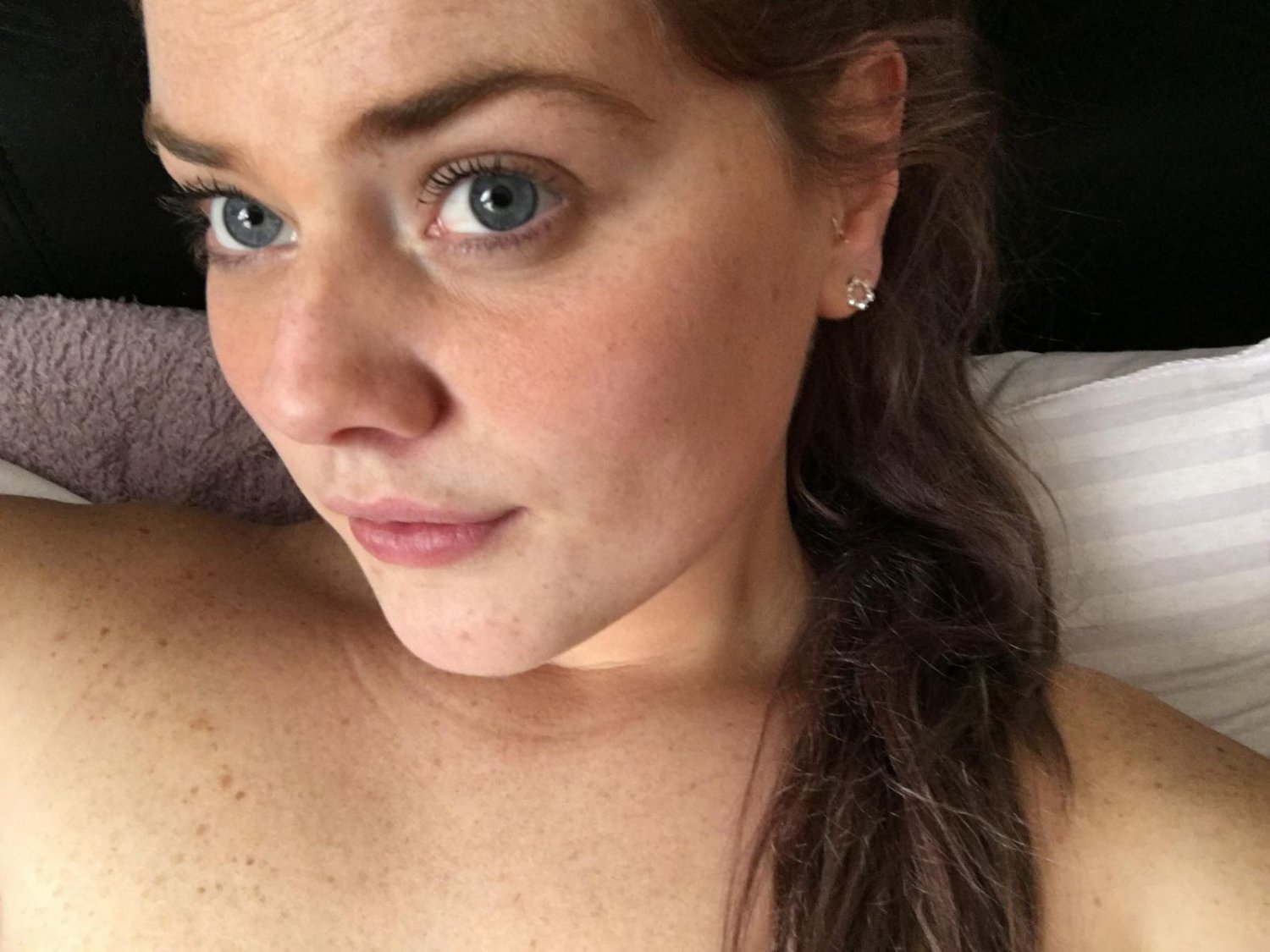 Slutty brunette milf wife #y4XZpe6U