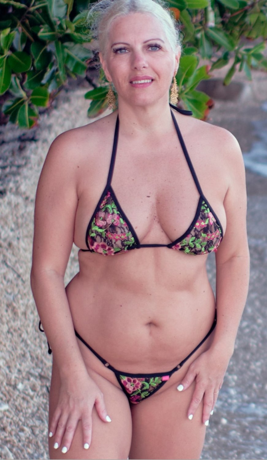 Nonnude Bikini Milfs #oM1GVGBL