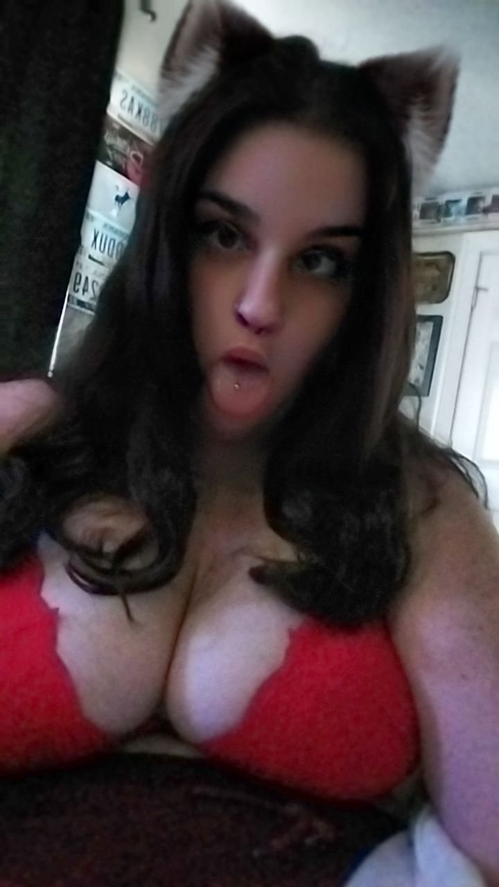 A naughty wife was sent to me as a pm #Ek1pbgSh