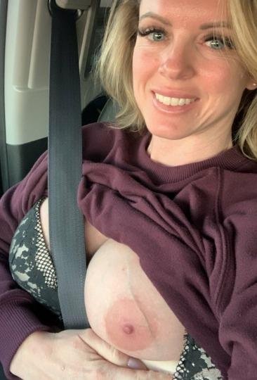 Blondie wife horny for bull #ODWjLo0A