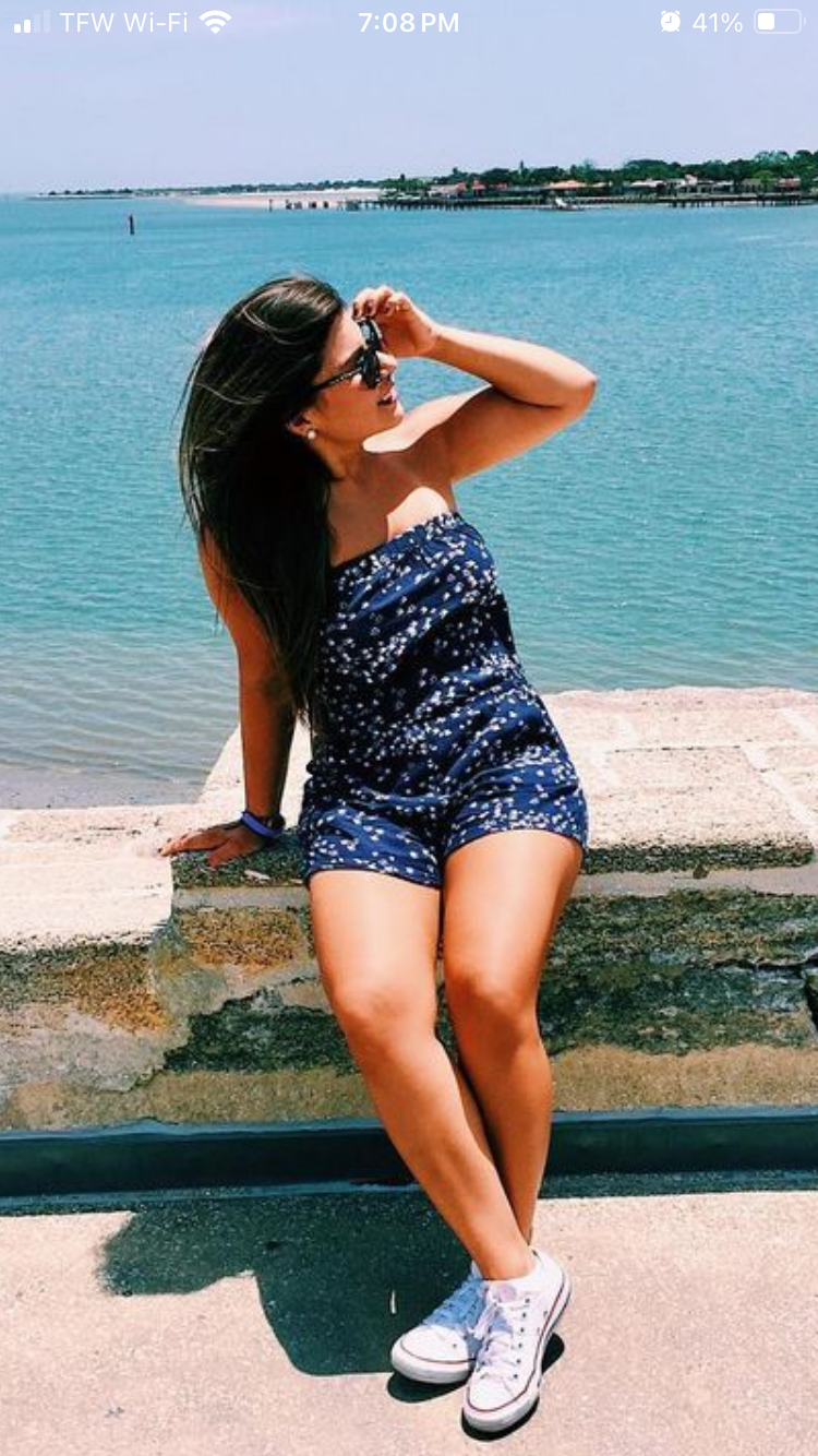 Columbian UF Sorority Slut Made a Name For Herself at the Frat Houses #7pPnHhOY