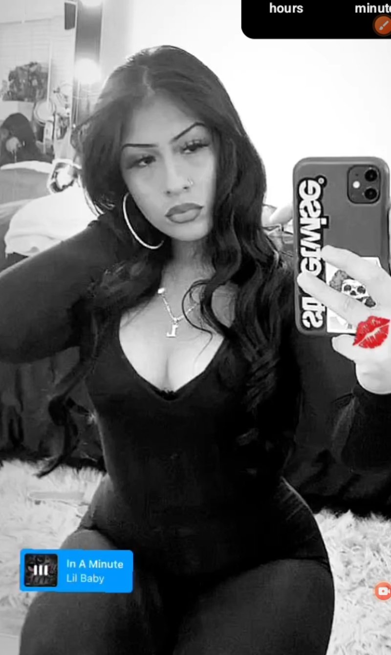 Chola Latina 18 #TGZsmKKk