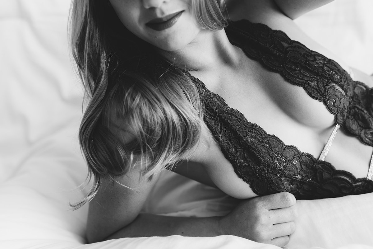 Sexy Louisa Boudoir Shoot #2RT0NPmt