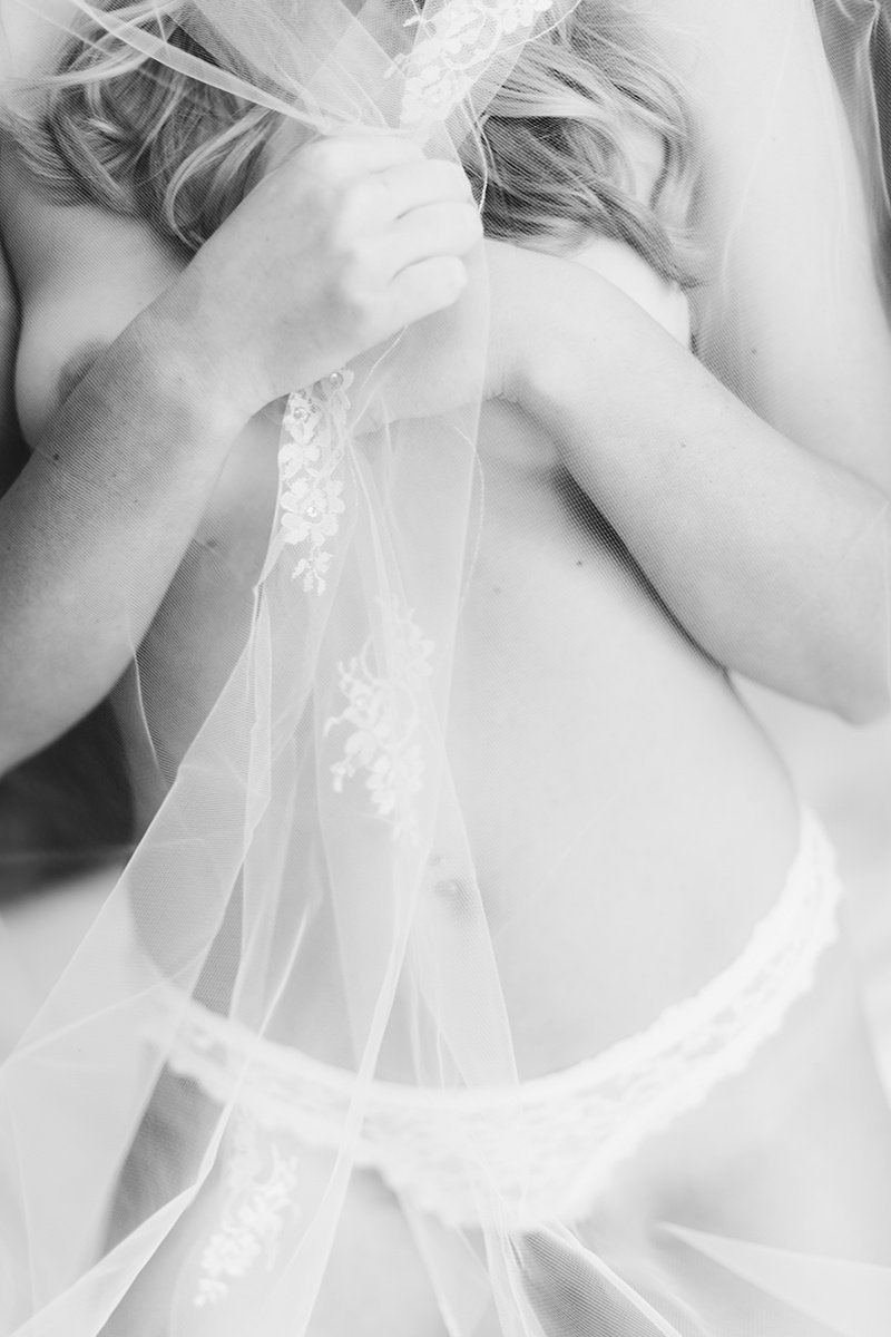 Sexy Louisa Boudoir Shoot #BN8VQ1J0