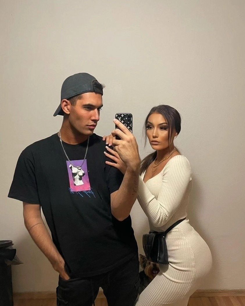 Disclosure #430: European twins #y4E7FuQ5