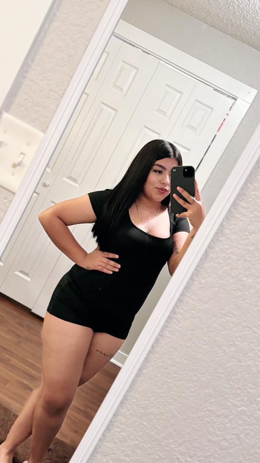 Thick Latina #Qc3wPeRF